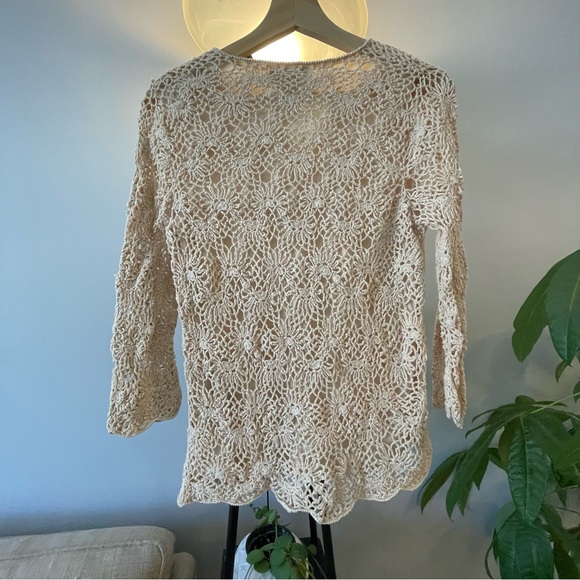 Tan Jay Beige crocheted women’s long sleeves top.size small - Picture 3 of 5